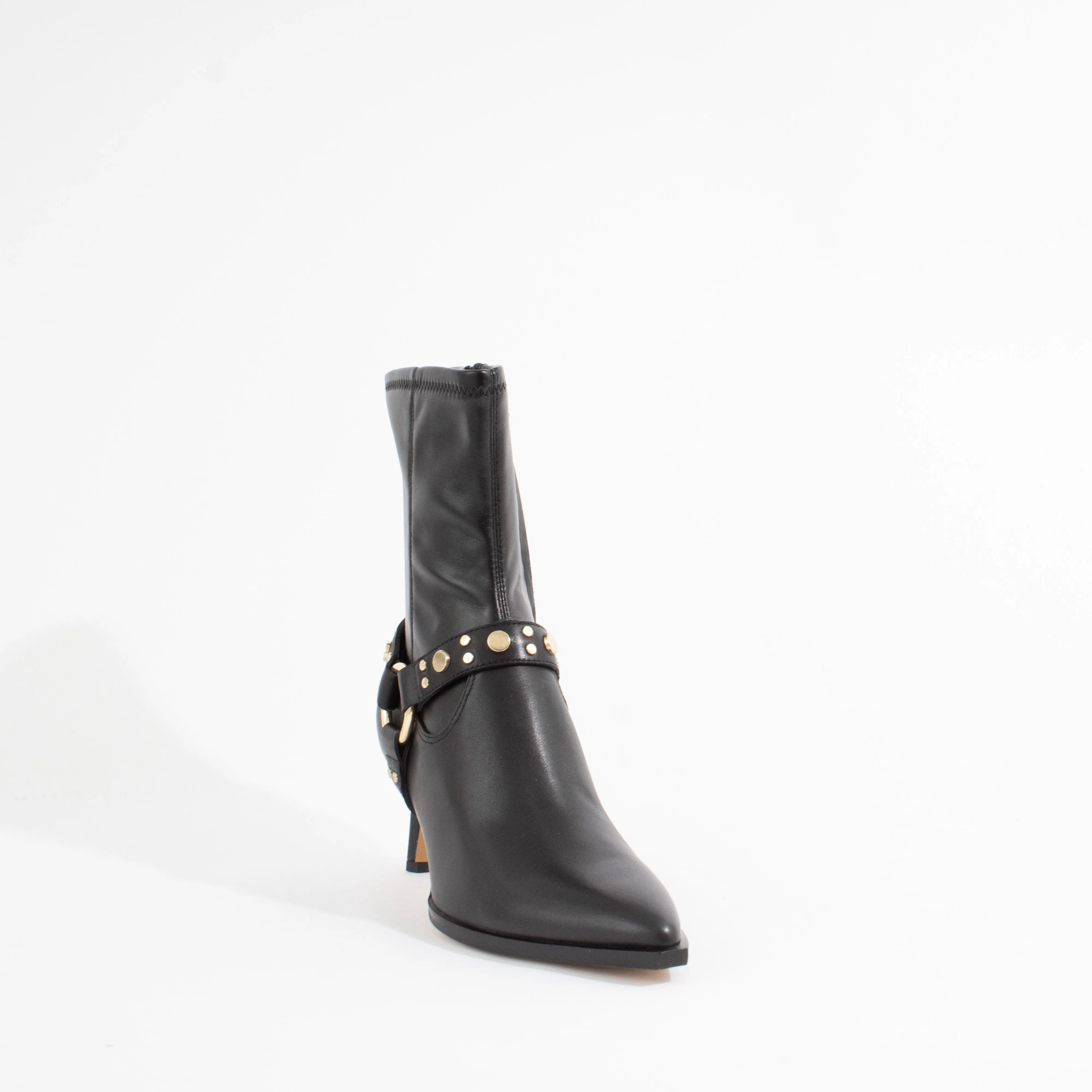 ARYA STUD | BLACK