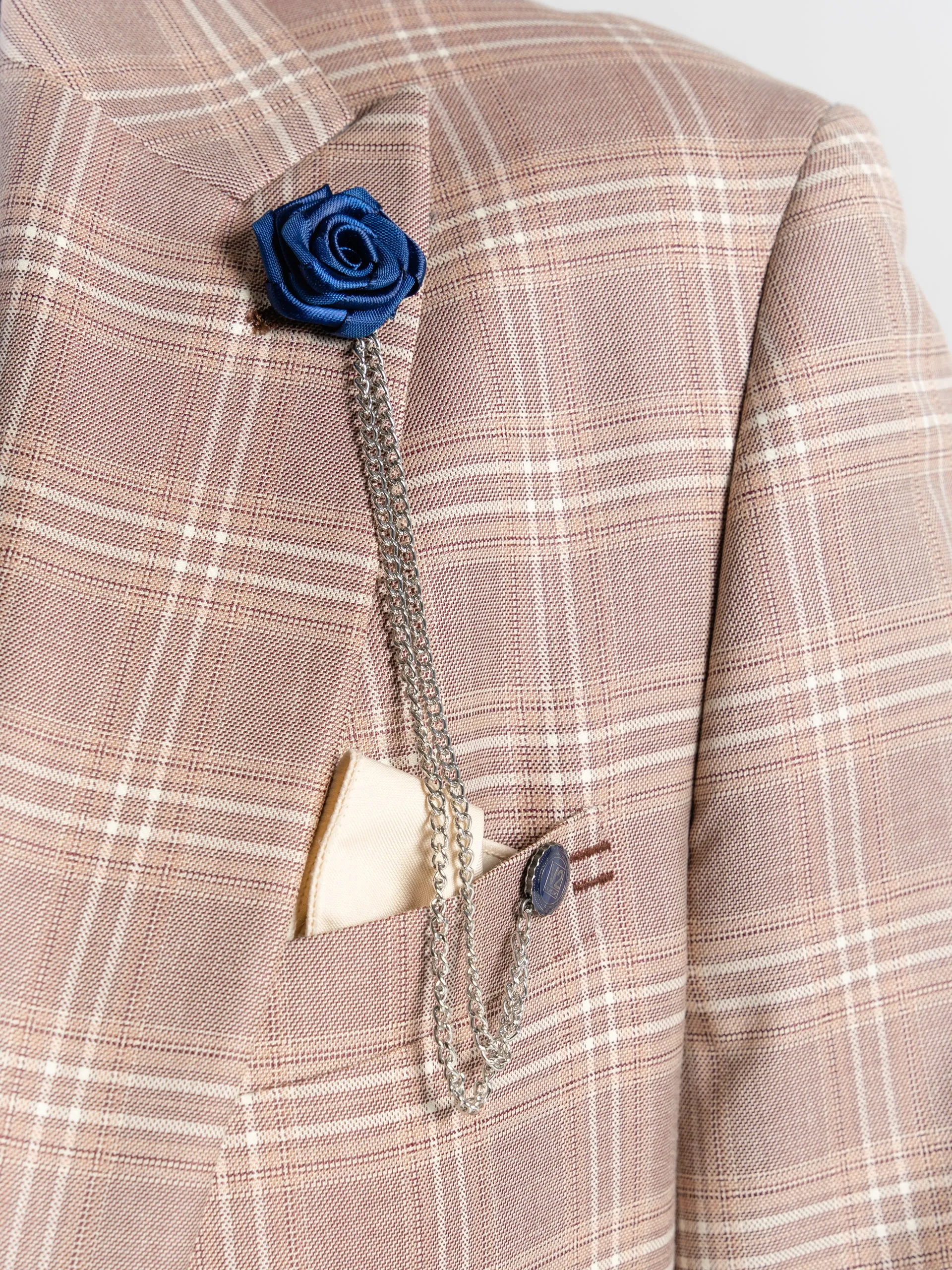 CHARLES FAWN WITH WHITE AND BROWN CHECKS DETAILING