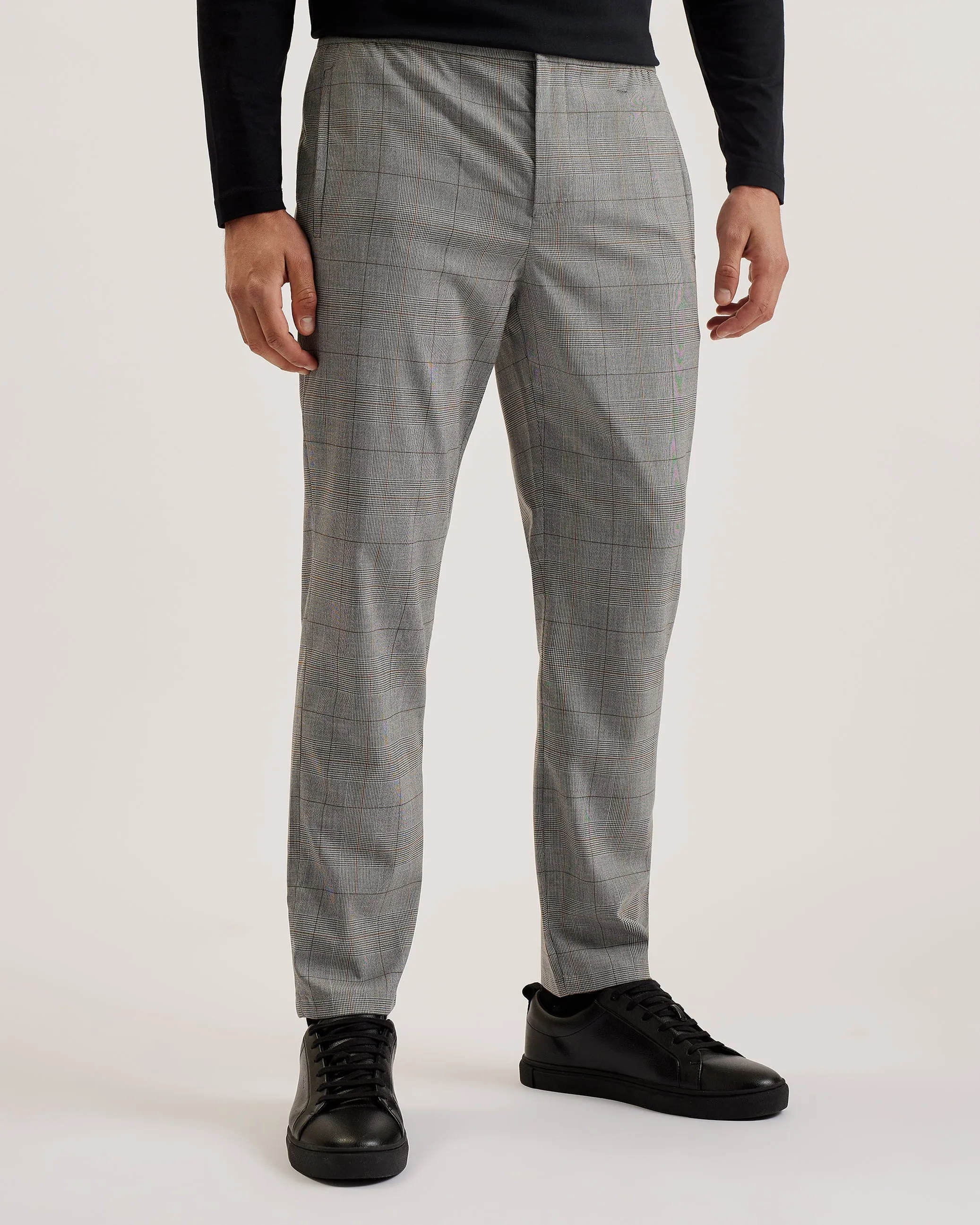 Nicolo Pow Slim Trouser Stone