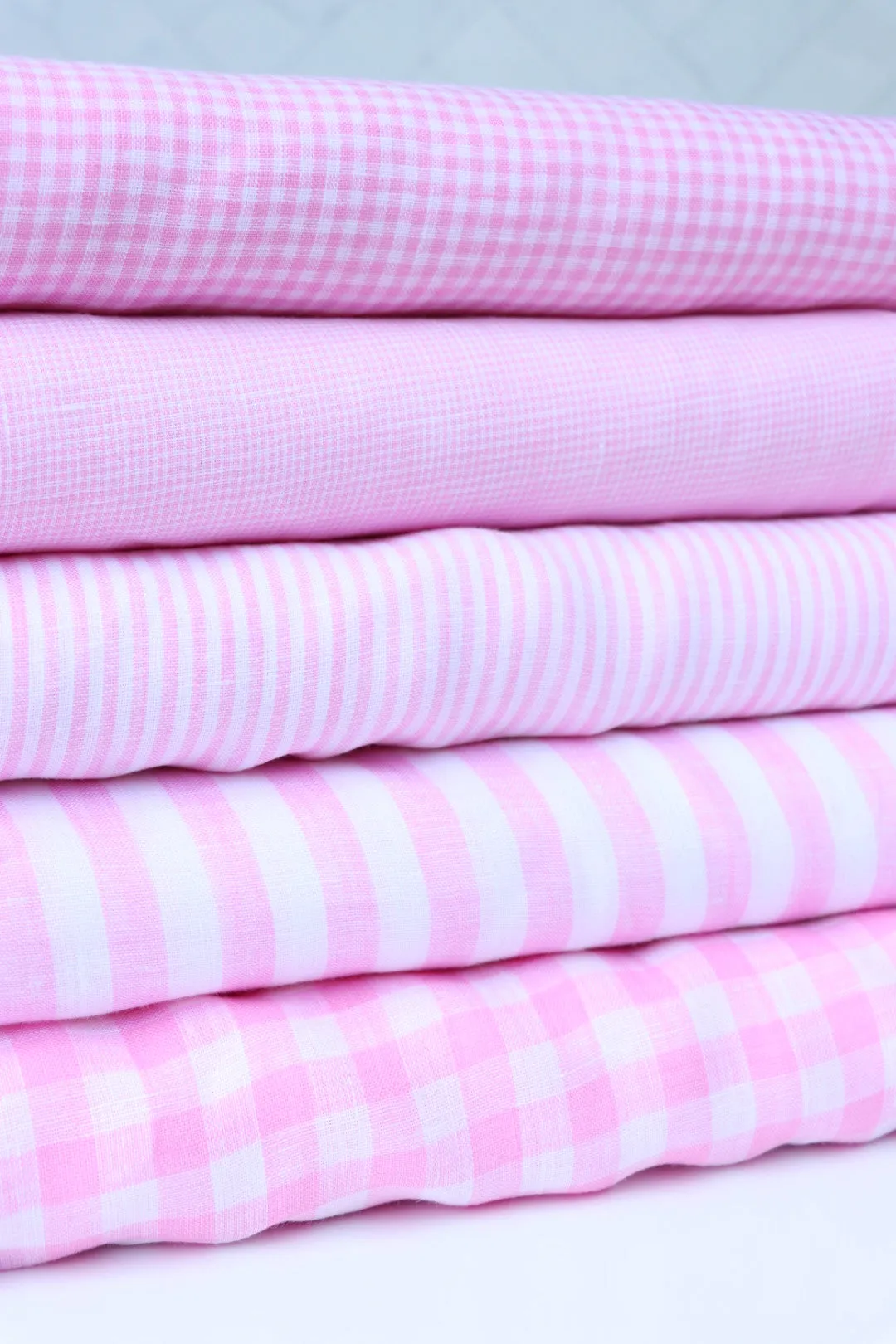 Pink Medium Check | Limerick Linen Yarn Dyed | Robert Kaufman